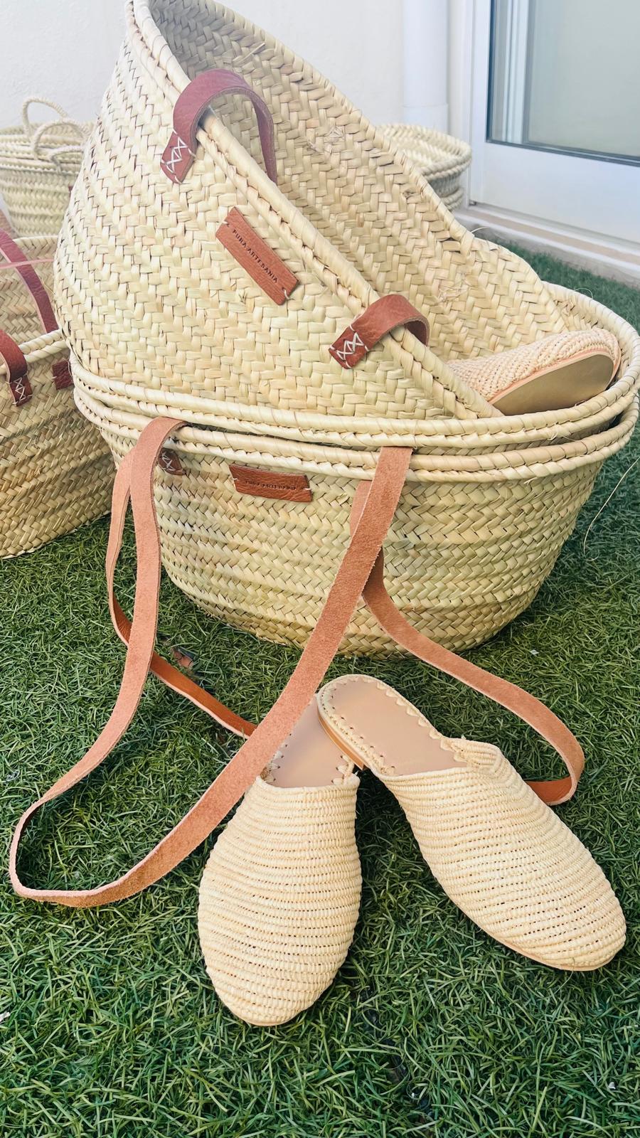 KIT ESENCIAL - capazo y mules rafia natural- Consigue 15% de descuento